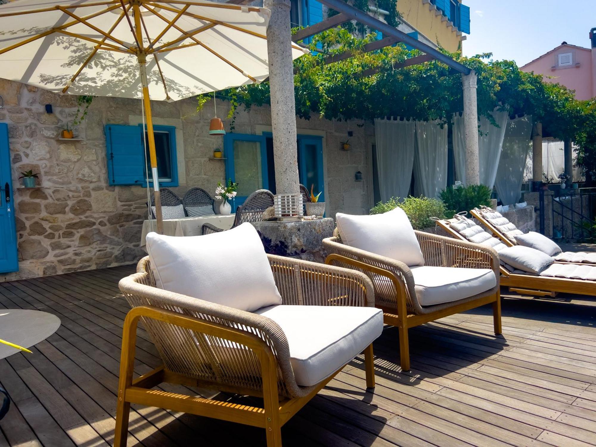 Eco Aparthotel The Dreamers'S Club 鲁巴达 外观 照片