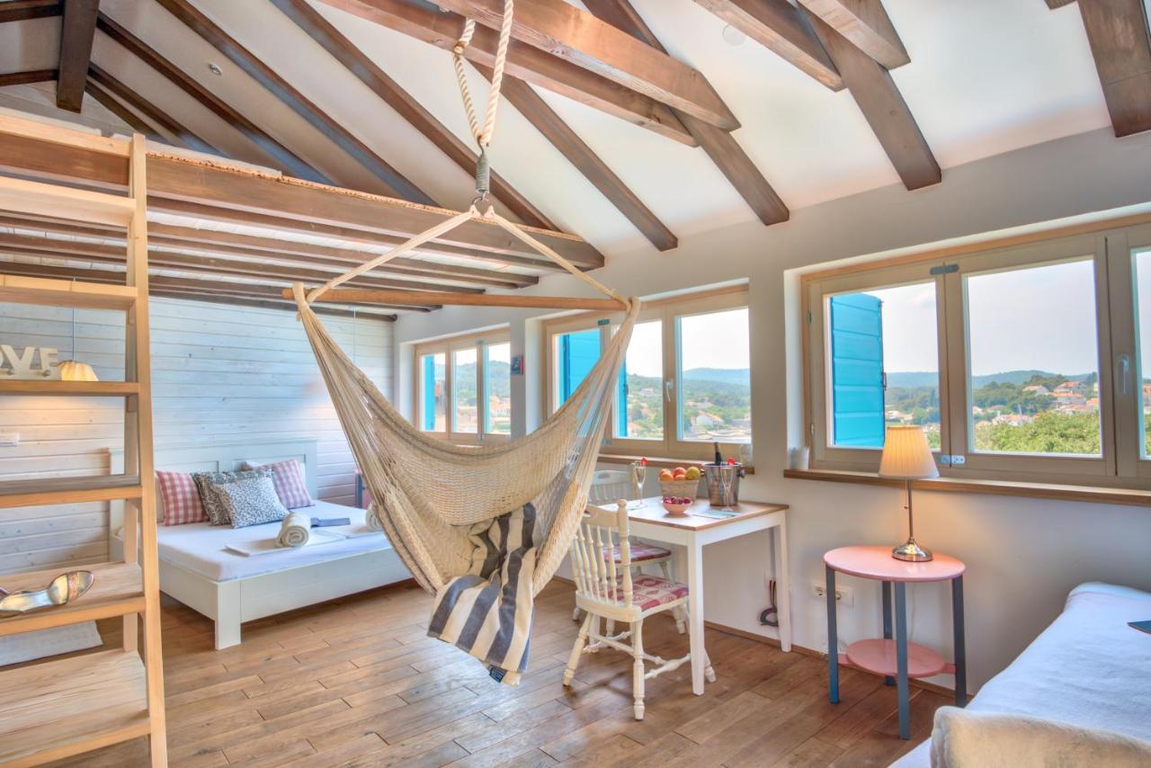 Eco Aparthotel The Dreamers'S Club 鲁巴达 外观 照片